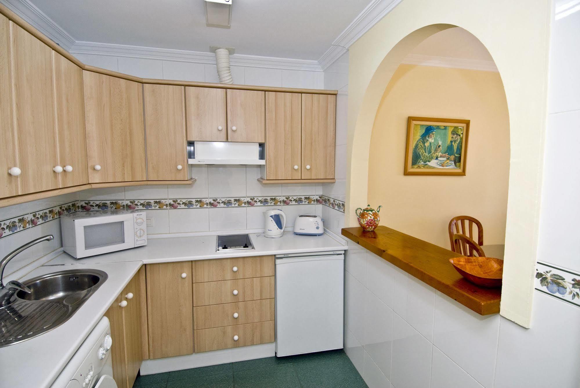 Apartamentos Hc Burriana Playa Nerja